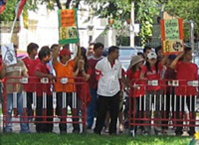 thai_protest-200.jpg