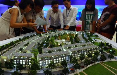000_Hkg10211128.jpg