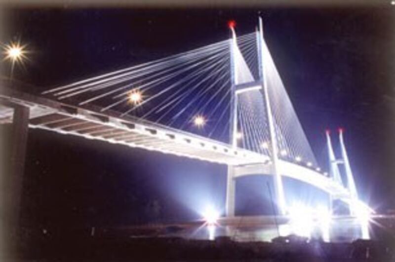 my-thuan-bridge-at--night-305.jpg