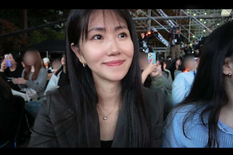 Cho Mi-young watches a live broadcast of KBS Music Bank at the National Museum of Korea in Seoul, Oct. 16, 2026.