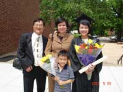 NguyenTongMyLinhFamily200.jpg