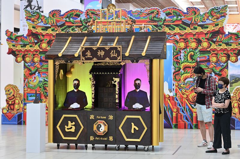 六四系列活動將展覽多件香港藝術家黃國才的作品。(鍾廣政攝)