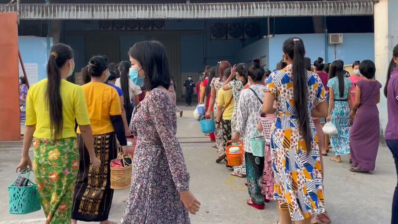 garment-workers.jpg