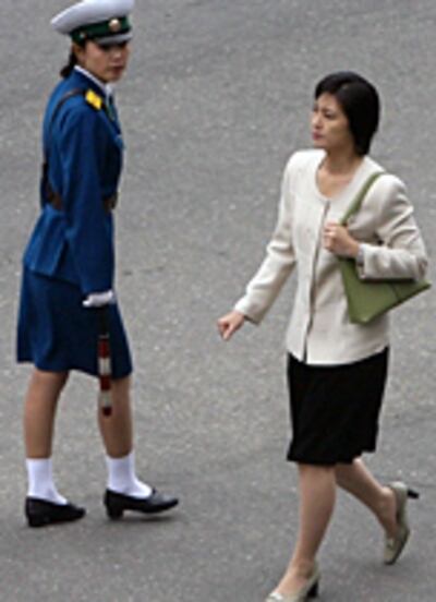 nk_woman-200.jpg