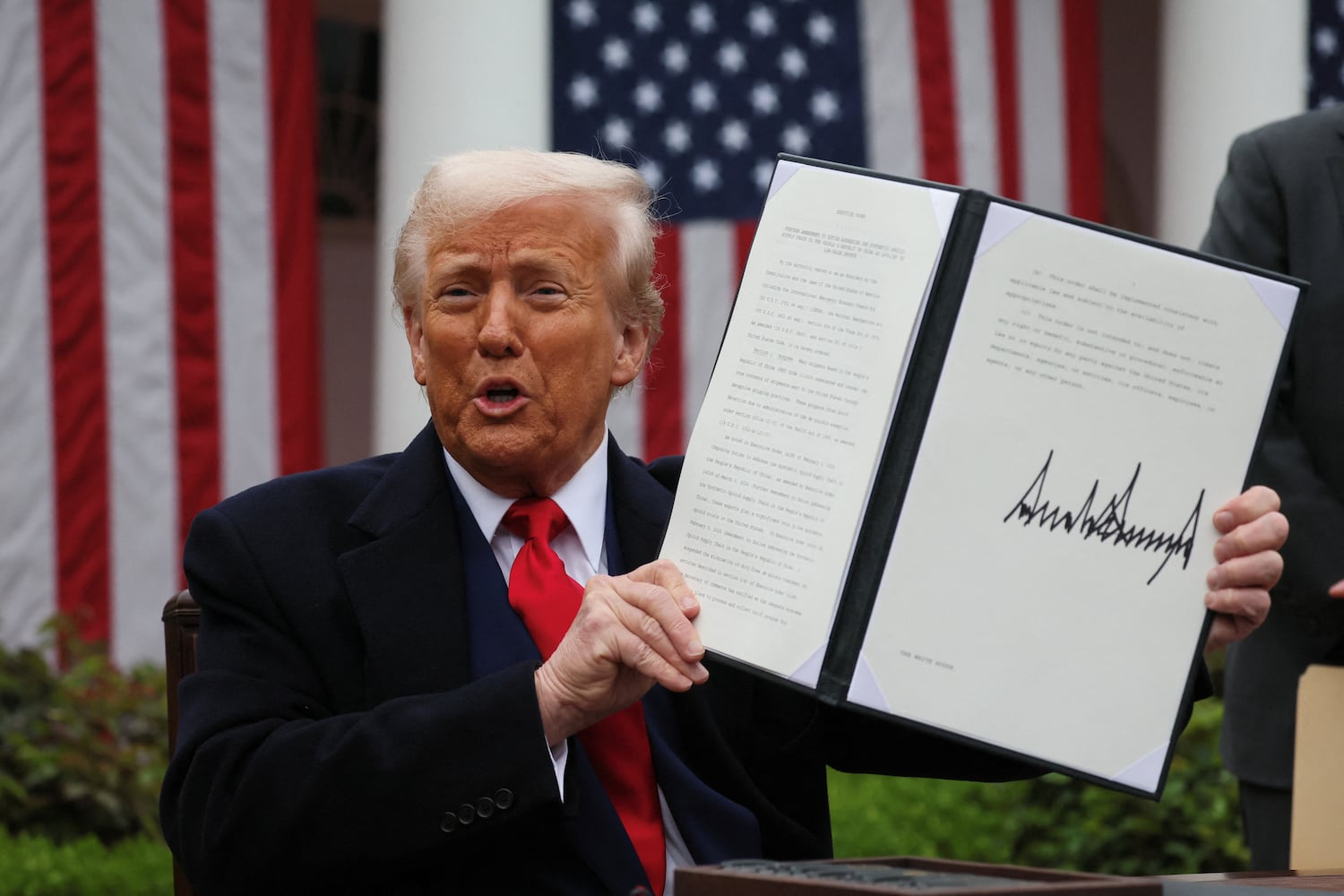 Asian nations fear pain from US tariffs, seek ways to placate Trump