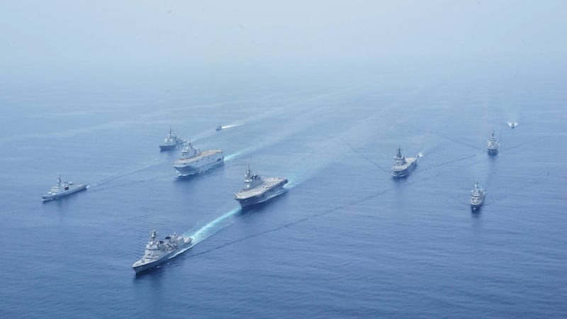 日本海上自卫队和美国、法国、澳大利亚等三国海军,5月11日到17日也在东海进行联合演习,以因应中国海上活动。(日本自卫队推特)
