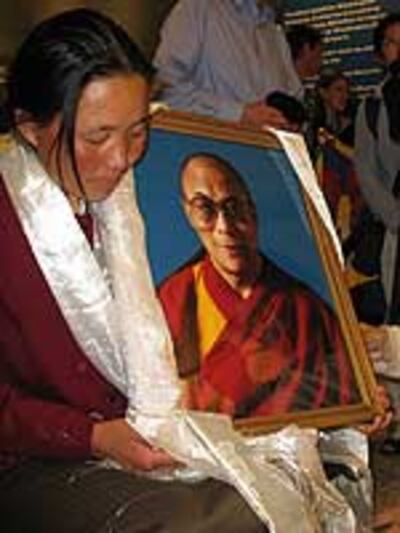 Phuntsog_dalai200.jpg
