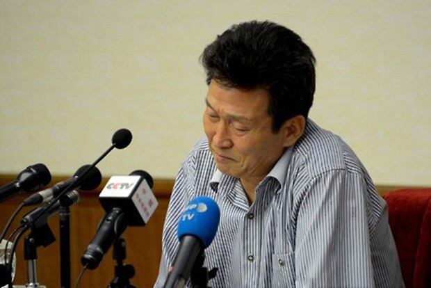 북한은 지난달 15일 평양에서 외신기자들과 외교관들을 상대로 기자회견을 열고 국정원의 지시로 북한 고아를 납치하려 한 탈북자를 체포했다고 주장했다. 사진은 북한이 이날 탈북자 고현철(53)이라고 밝힌 남자가 기자회견을 하는 모습. 