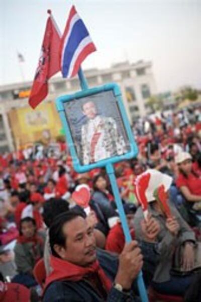 Ở Thái Lan lực lượng Áo Đỏ là phe ủng hộ cựu thủ tướng Thaksin