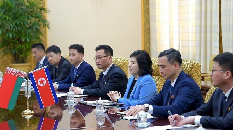 지난해 7월 24일 북한 평양 만수대의사당에서 최선희 북한 외무상과 막심 리젠코프 벨라루스 외교장관 간 회담이 진행됐다고 조선중앙통신이 보도했다. /연합뉴스