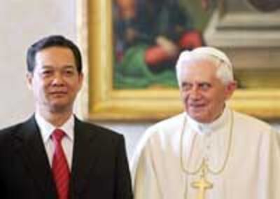 NguyenTanDungPope200.jpg