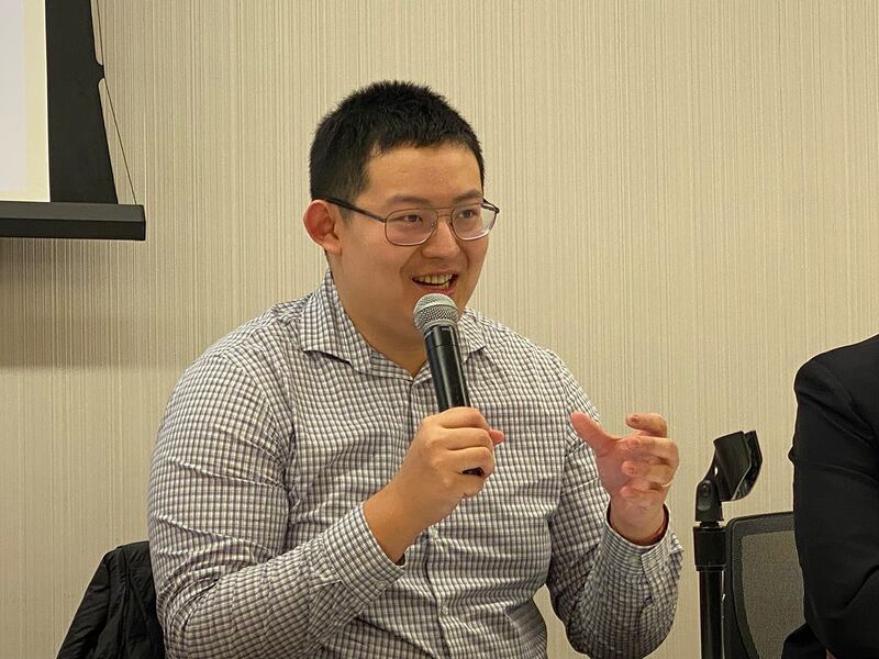 美国乔治城大学(Georgetown University)法学院学生张津睿也是本次国际特赦组织的受访人之一。因为声援中国人权议题、反对新冠清零封控等立场,张津睿在校园遭遇过别人当面质疑他的政治观点,而他在国内的家人也被中国警方带走讯问。(RFA资料图/记者凯迪摄影)