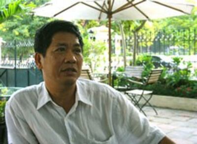 nguyen-dinh-chinh-250.jpg