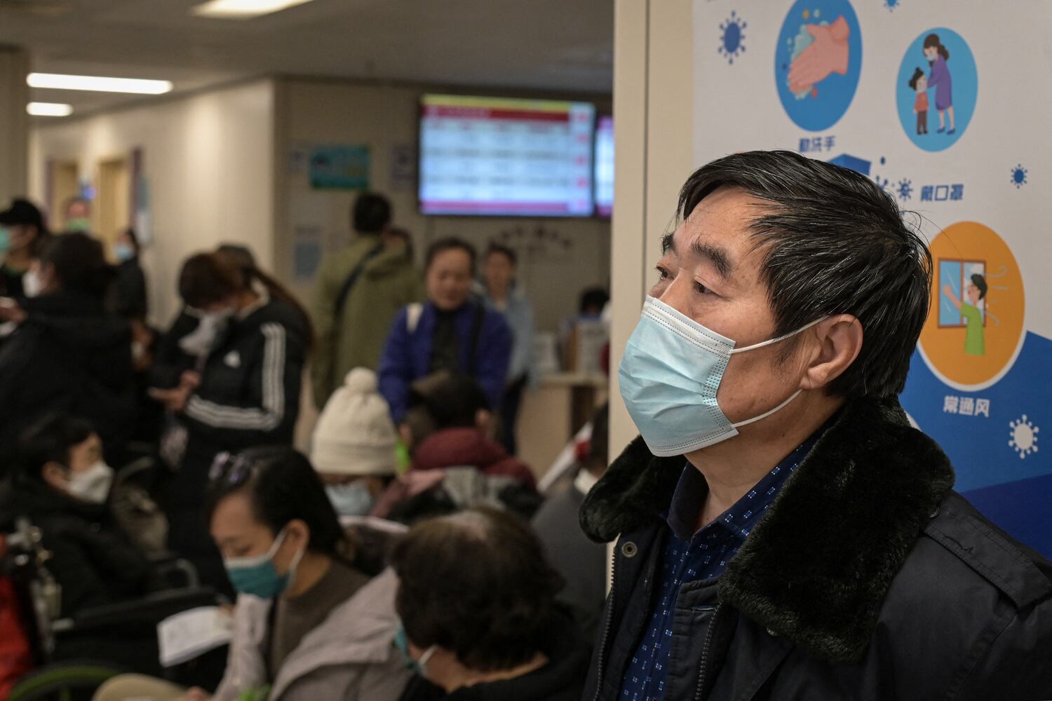 China swamped with respiratory infections ahead of Lunar New Year travel rush