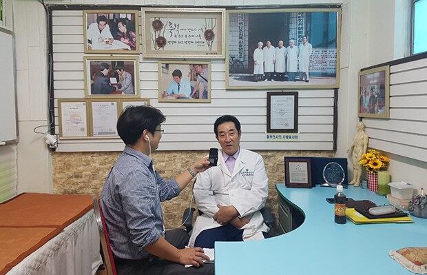동의사 강유 씨.