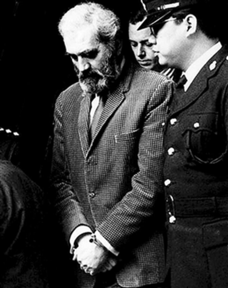 1975年2月25日，葛柏被定罪时的照片。（维基百科）