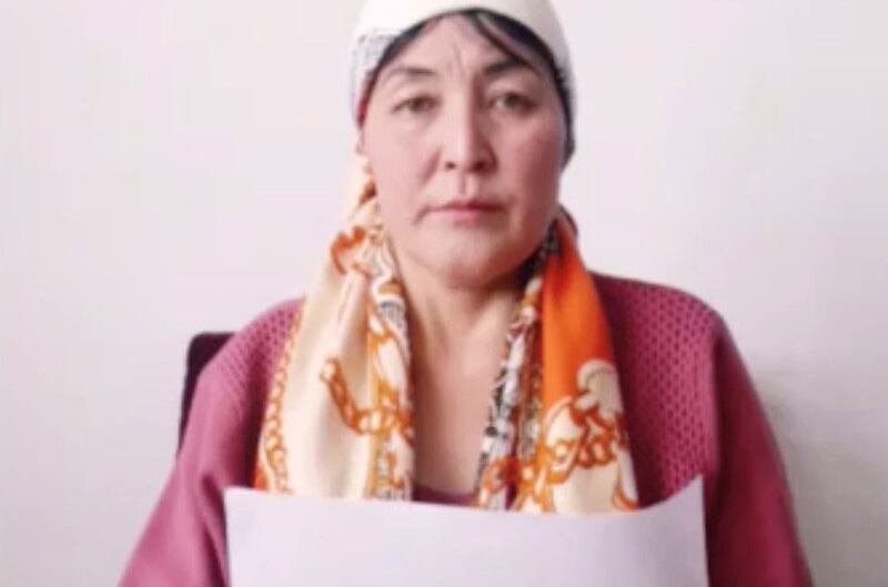 哈萨克斯坦公民依孜巴沙尔.阿迪力汉，呼吁中国政府释放他的两个哥哥和一个表弟。（家属提供/记者乔龙）