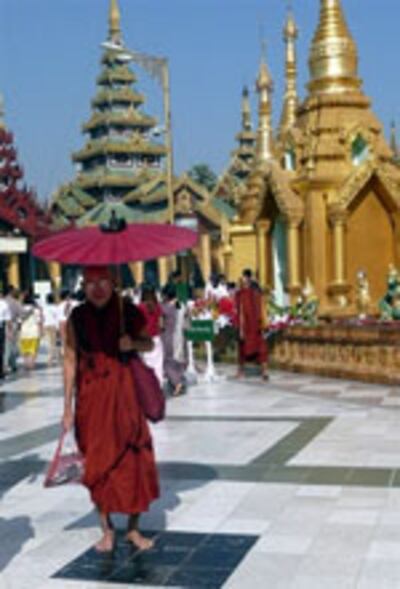 Shwedagon1_150px.jpg