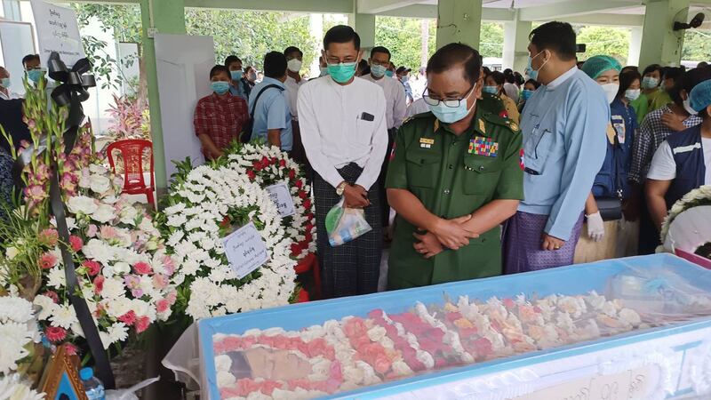 zawmintun-zawhtay-funeral.jpg