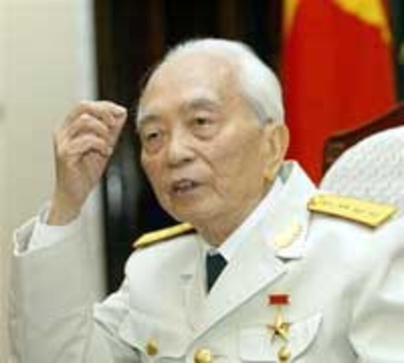 VoNguyenGiap200.jpg