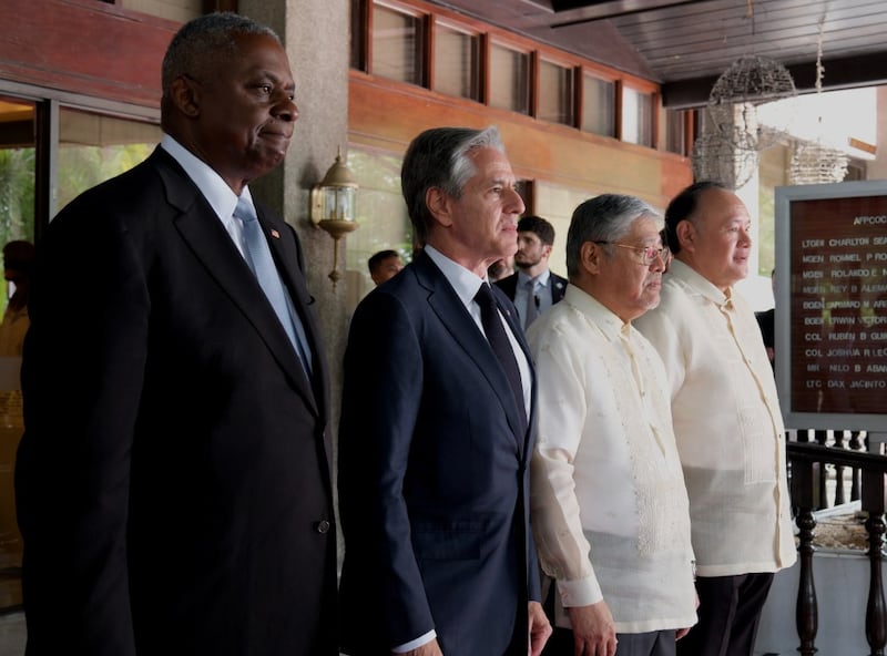 (From left) U.S. Defense Secretary Lloyd Austin and Secretary of State Antony Blinken are joined by their Philippine counterparts Foreign Secretary Enrique Manalo and Defense Secretary Gilbert Teodoro in 2+2 talks in Manila, July 30, 2024. (Jason Gutierrez/BenarNews)