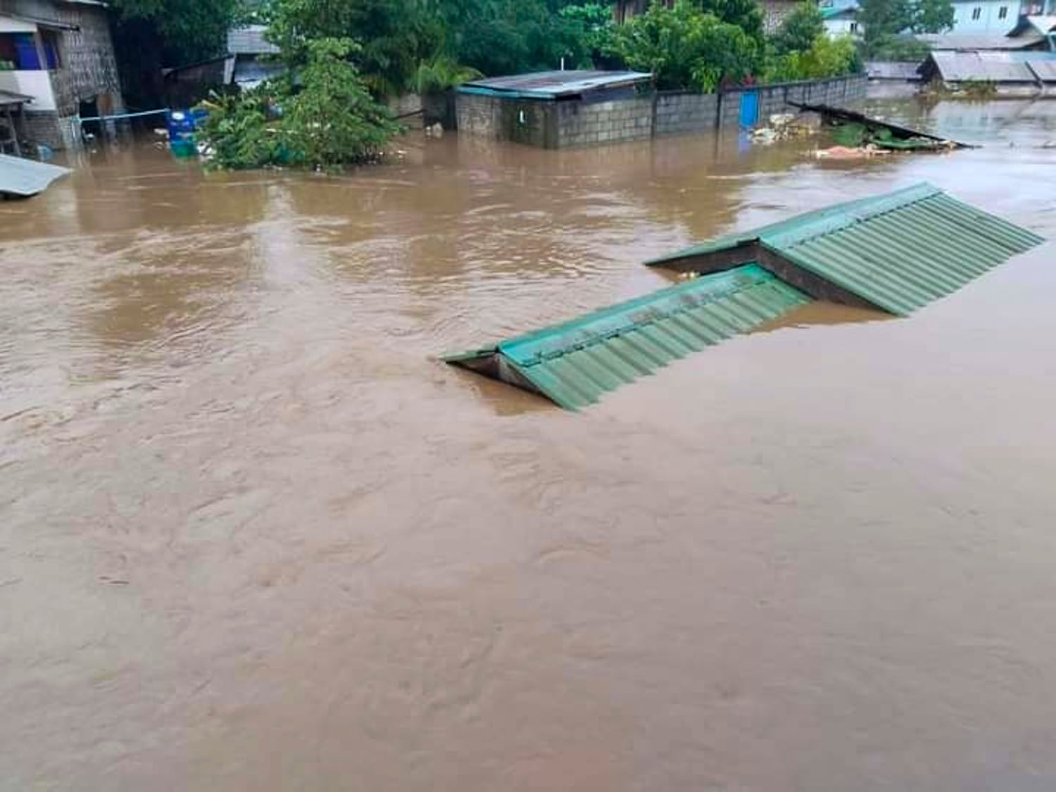 The flood waters flood Tachilek, Myanmar, while Mae Sai Creek overflows from his banks, September 10, 2024. (U HLA MOE (Tachilek) Welfare Association)