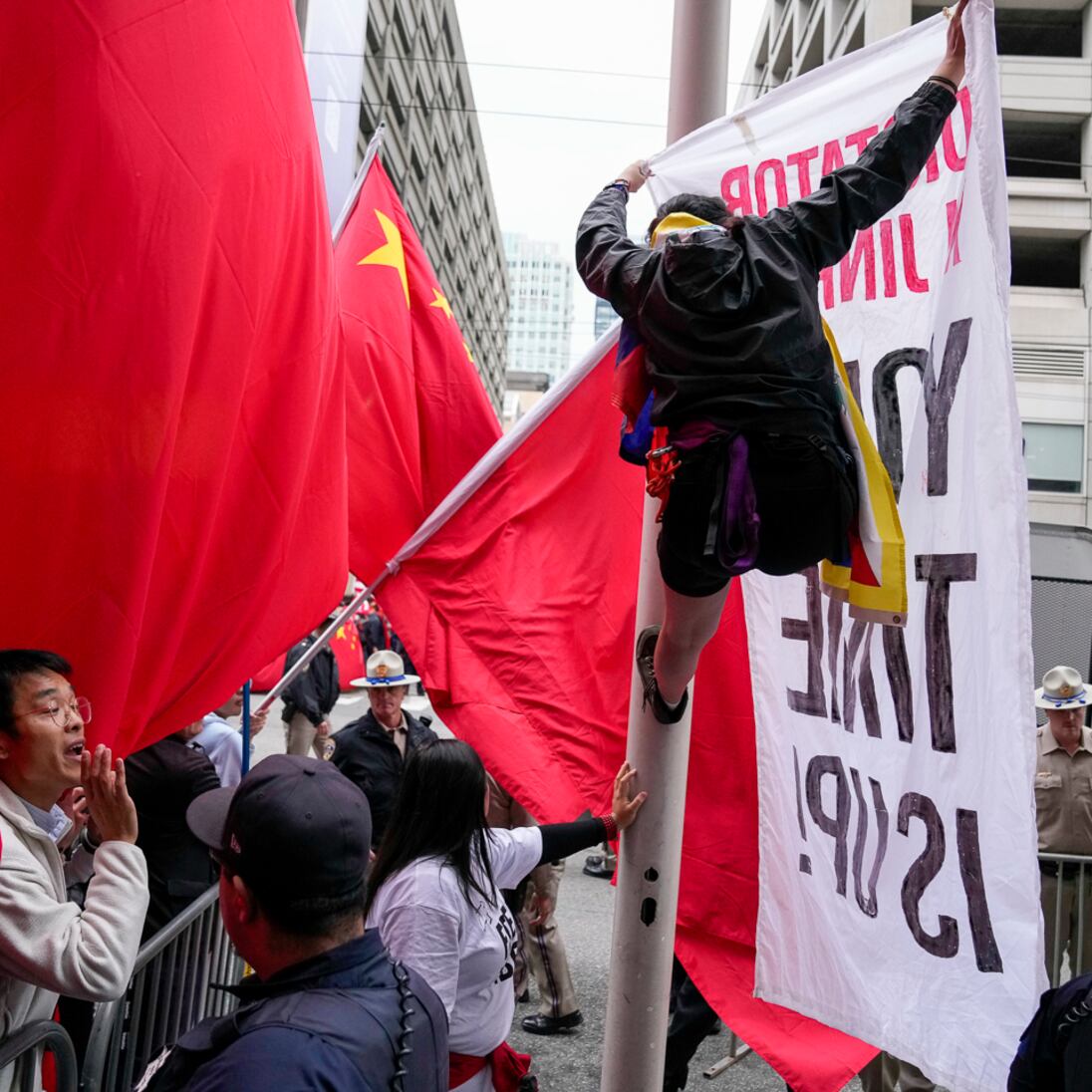 China orders construction of state-run canteens in self-contained ...