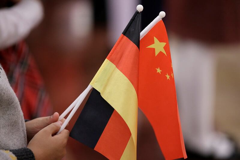 2018-12-10T101426Z_2064273199_RC1EE143B040_RTRMADP_3_CHINA-GERMANY.JPG