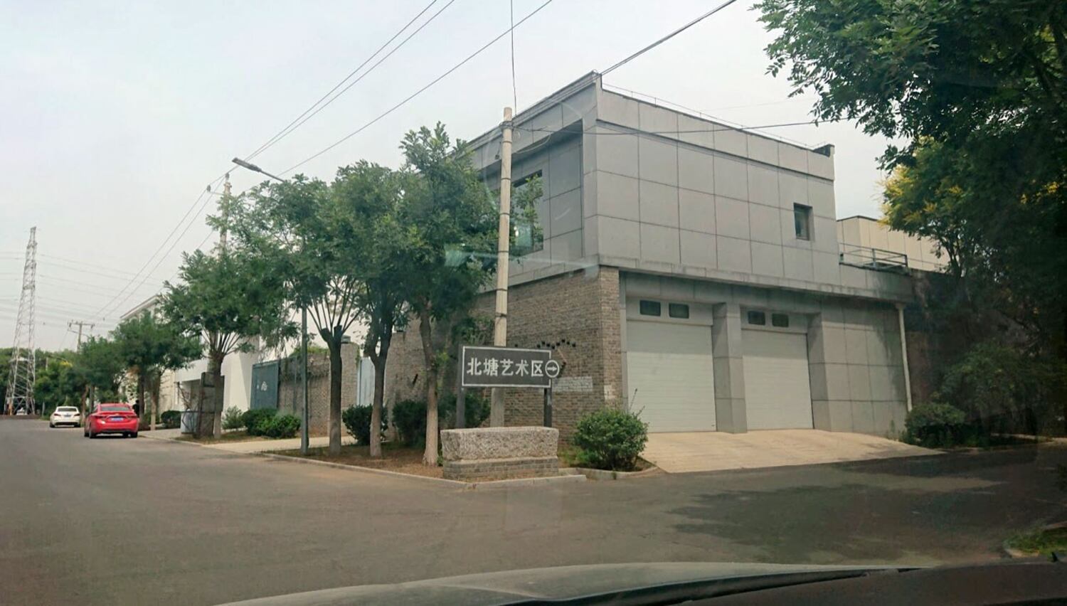 宋庄小堡村的艺术西区和东区,是修改合同的主要范围。(受访者、化名无言提供)