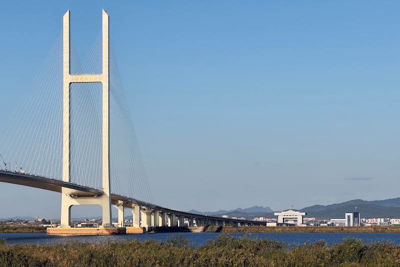 2026년 10월 5일 중국 랴오닝성 단둥에서 촬영한 신압록강대교.