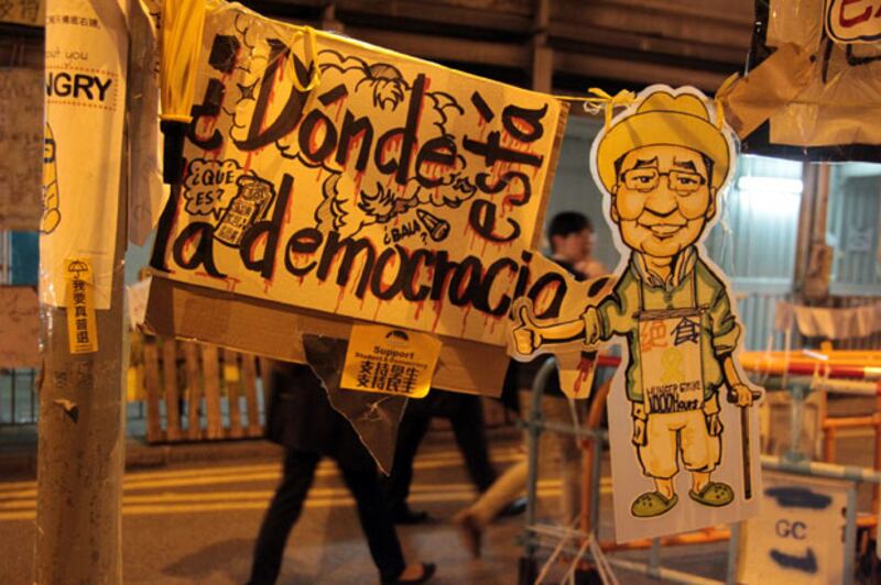 香港市民為支持莫紹文,製作了一些作品為他打氣。(粵語部記者文宇晴攝)