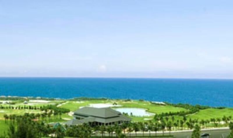 Sân golf Sealink cũng là một dự án cần làm rõ. Photo courtesy of Sealinkgolf