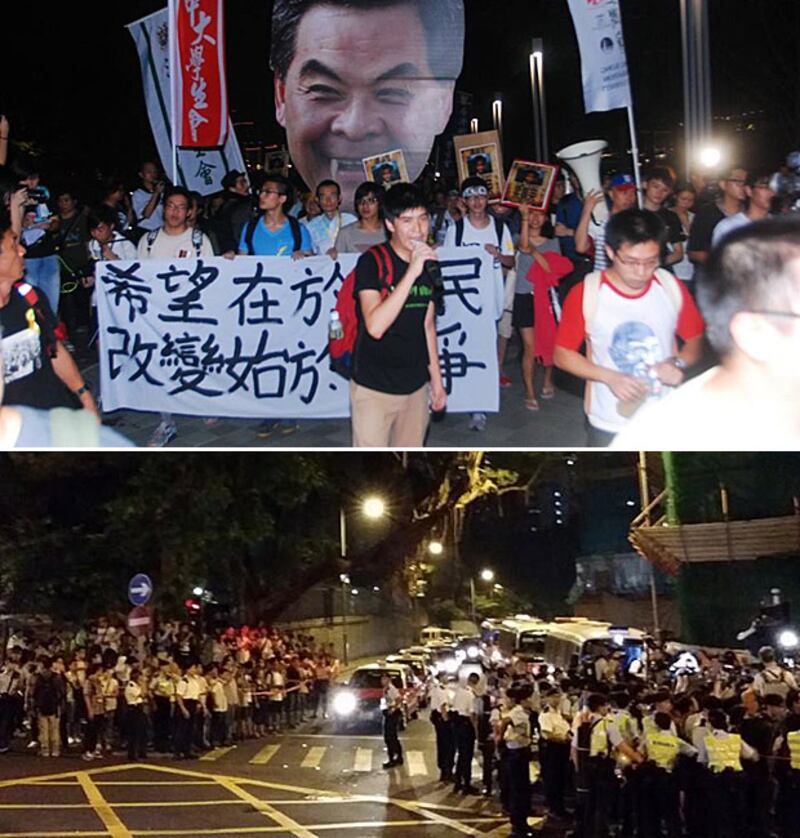 上图：2014年9月25日深夜，學生和市民，晚上九時半，離開添馬公園，步行上禮賓府時，遇到警方阻止前行。(學聯攝) 下图：2014年9月25日深夜，在下亞厘畢道，警方封路。(林靜攝)