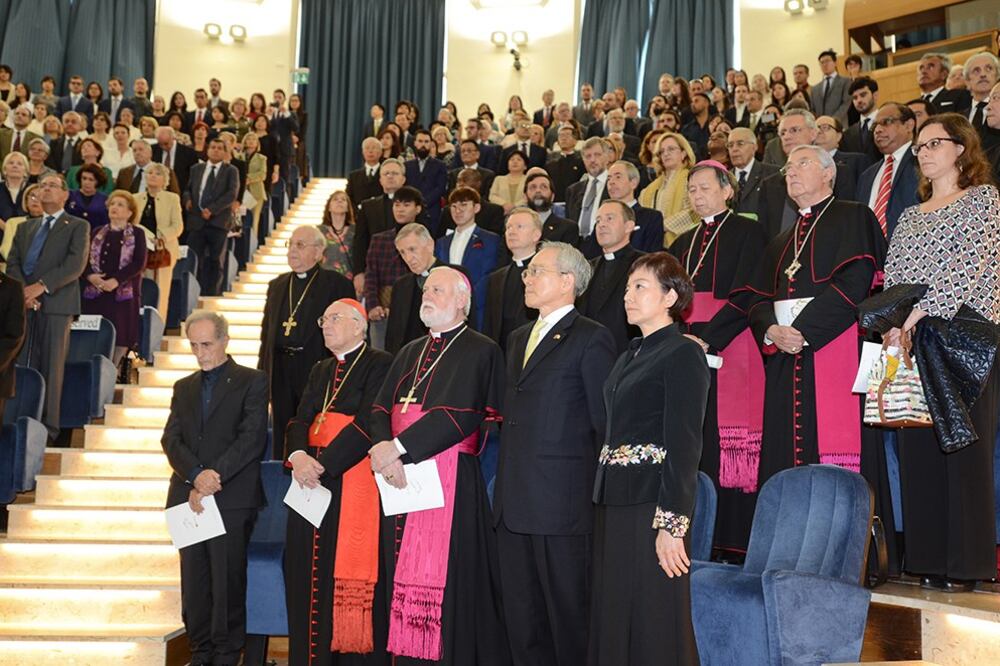 ཐེ་ཝན་དང་Vaticanགཉིས་འབྲེལ་ལམ་བཙུགས་ནས་ལོ་ངོ་༧༥འཁོར་བའི་དུས་དྲན།