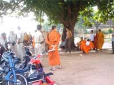 KhmerKromCambodia200.jpg
