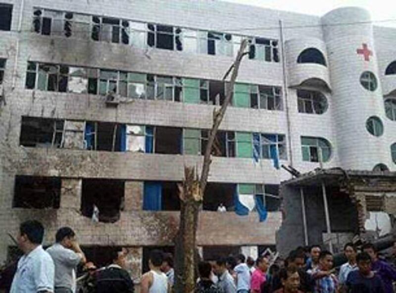 Shanxi_hospital_explosion_windows305.jpg