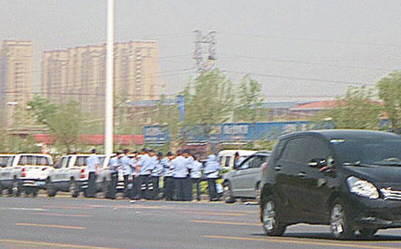 河南濟源巿大郭莊村拆遷戶翟永偉,5月20日遭五百名城管、公安等暴力強拆。(照片來自六四天網)