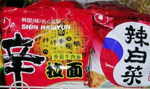 중국에서 생산돼 북한 주민에게도 팔리고 있는 농심 신라면.