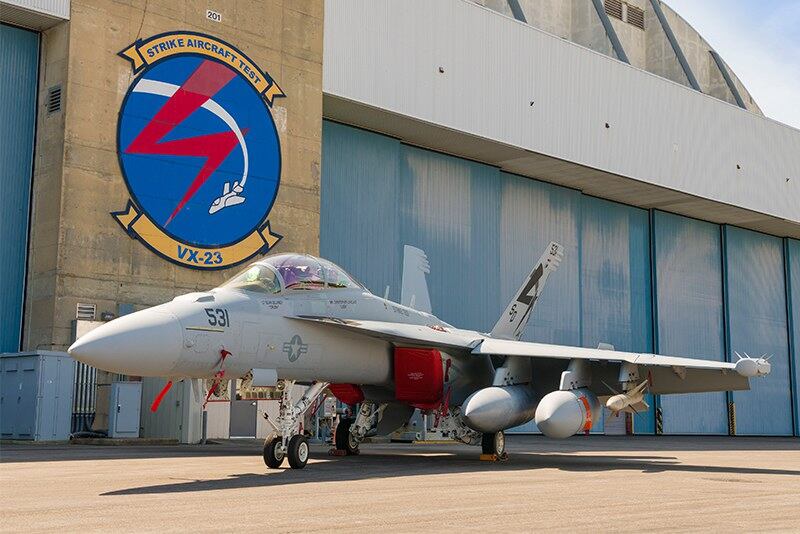 ALQ-249 NJG-MB를 탑재한 EA-18G Growler