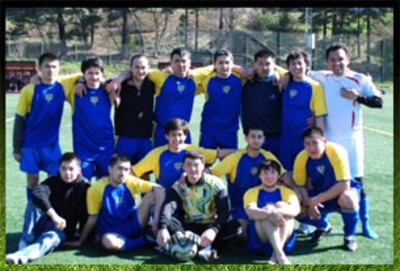 Shiwetsiyidiki-uyghur-putbol-komandisi-ezaliri-305