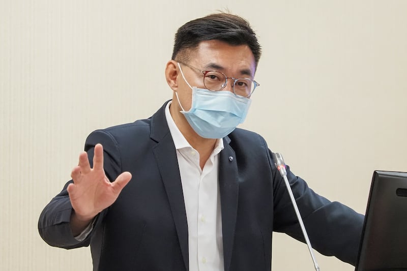 立法委員江啟臣:要獲得APEC全體會員同意蔡英文出席APEC會議難度不低。(鍾廣政 攝)