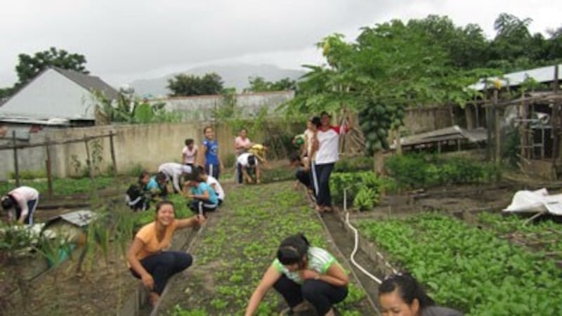 Các em sắc tộc Gia Rai và Ba Na ở Nhà nội trú Dak Glei, Kontum.