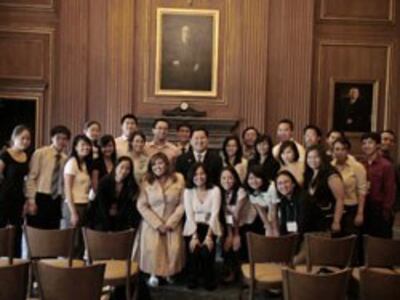 vietnamese-american-students-250.jpg