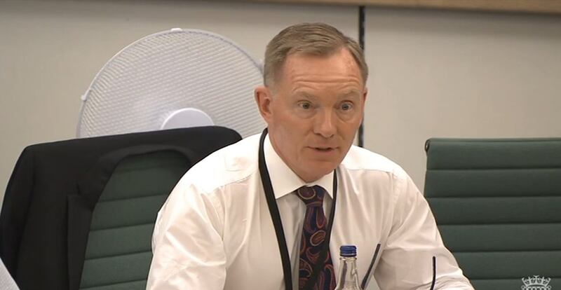 在野工党下议员布赖恩特(Chris Bryant)怒怼外相。(英国国会视频截图)