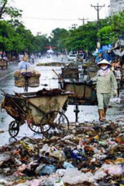 Rác thải trên đường phố