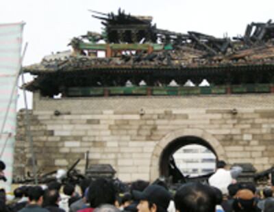 south_gate-200.jpg
