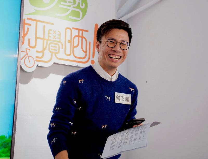 香港電台前主持曾志豪說,此處不留人、自有留人處。(淳音 攝)