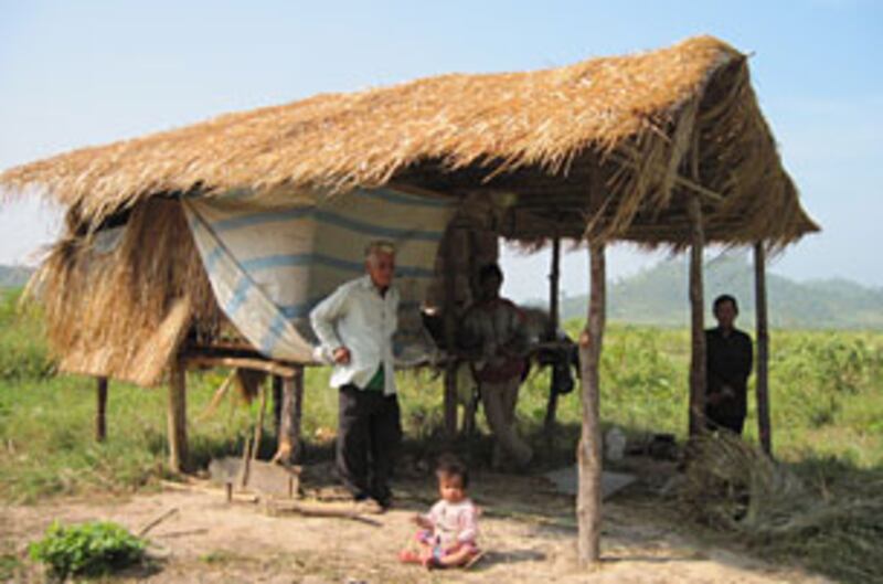 ជម្លោះដី កំពត ៣០៥