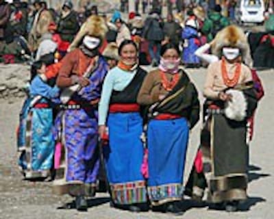 TibetanNomads200.jpg
