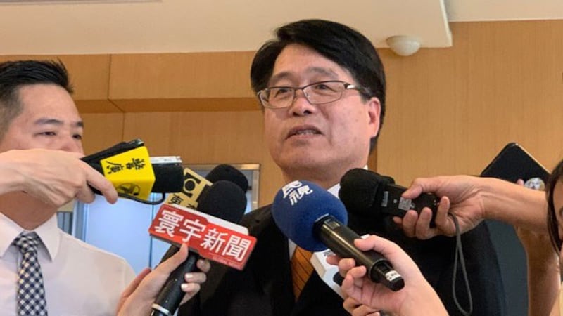 台湾民意基金会董事长游盈隆称武汉肺炎催化台独支持者增加。(记者 黄春梅摄)